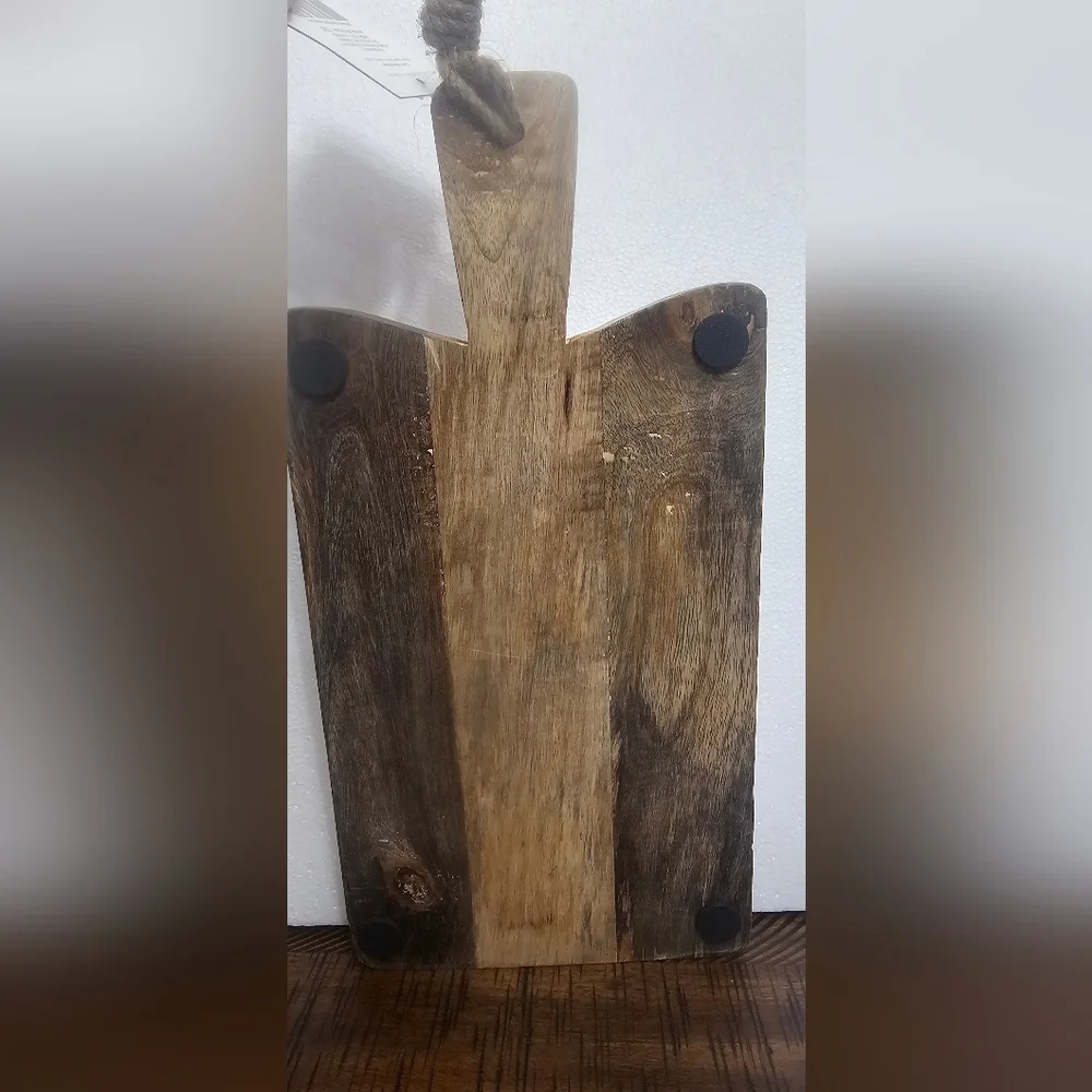New Rustic Wooden Egg Holder with White Egg Nook ‎ NEW
